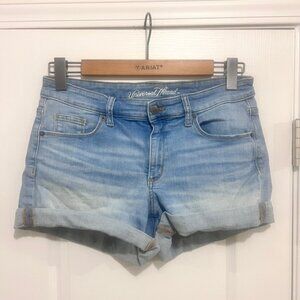 Universal Thread 5 Pocket Light Wash Cotton Jean Shorts - sz 8/29R‎